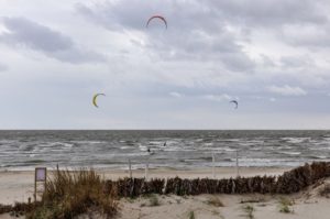 Pierwsza lekcja windsurfingu dla początkujących